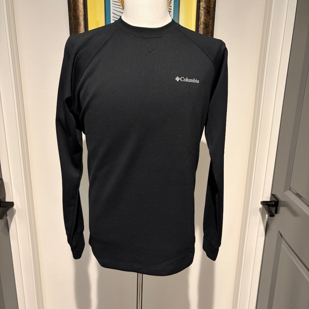 Columbia Long Sleeve Shirt #2 - Size M